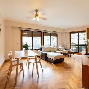 Comfy & Luminous Terrace Apartamento
